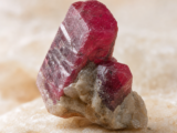 roter Saphir